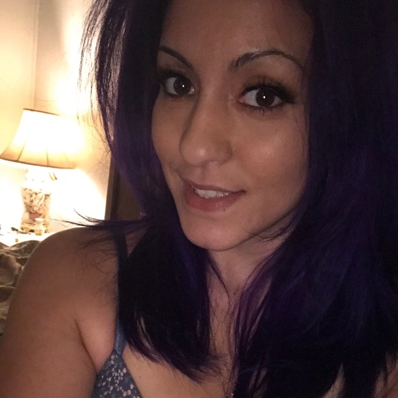 Meet your Posher, Athena - Picture 1 of 1